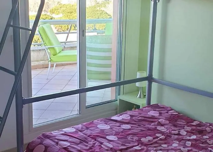 Coeur De Avec Piscine T4 Pour 6 Personnes N113 *